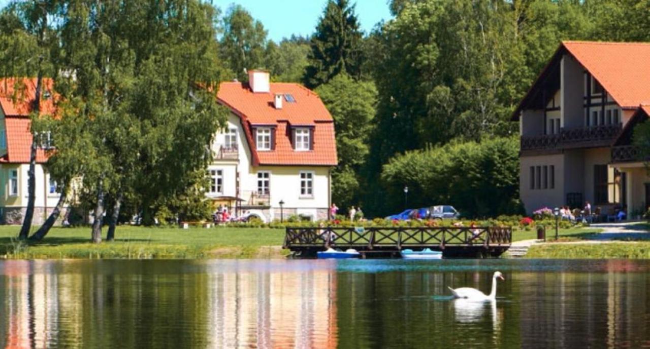Dwor Pomorski Barwice ภายนอก รูปภาพ